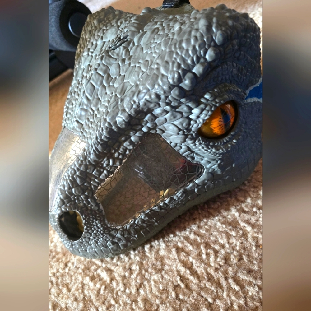 Dinosaur mask Battery operate